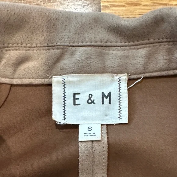 E&M | Women's Tan Suede moto style Jacket - Picture 2 of 13